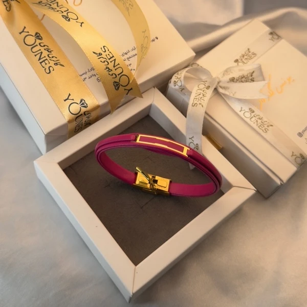 تصویر دوم دستبند طلا زنانه چرمی دو خط L334